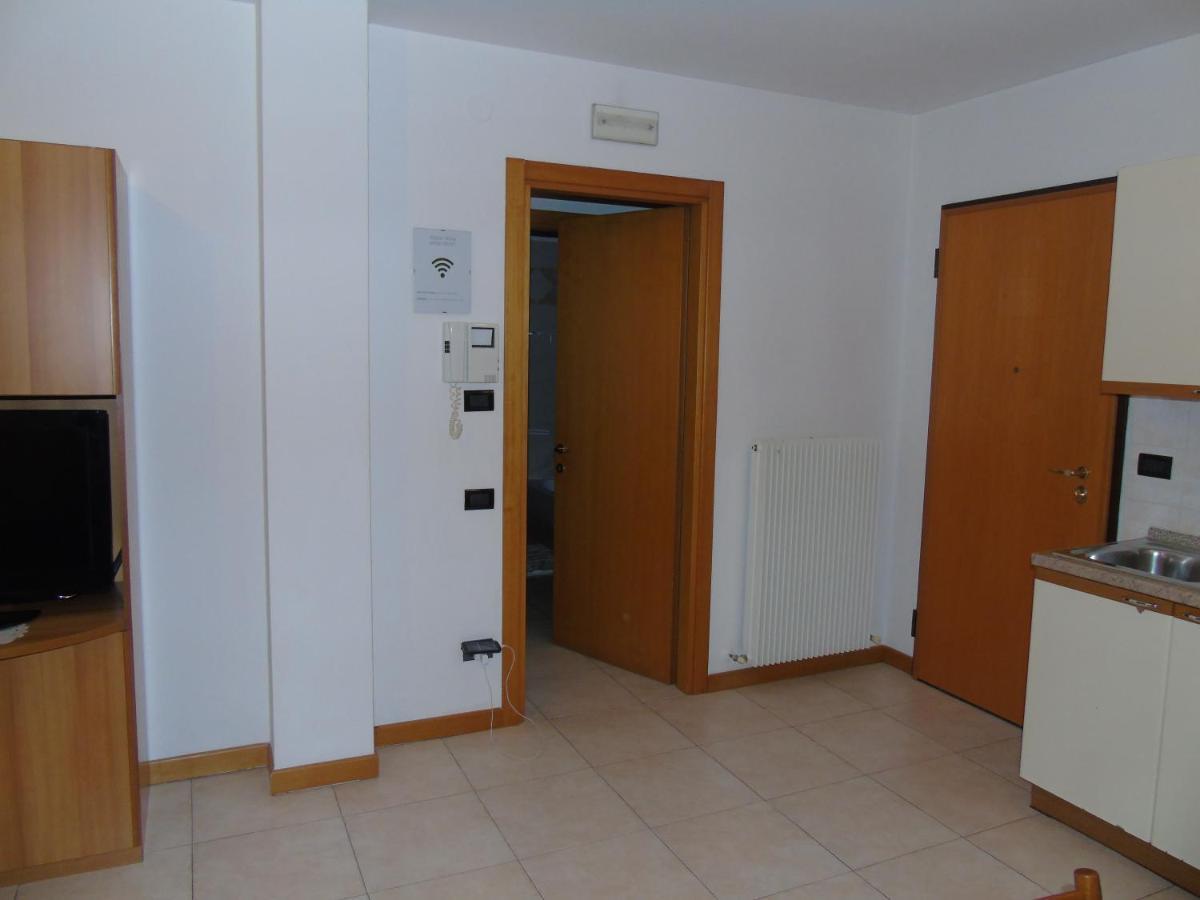 Magic Riva Apartment Exterior photo